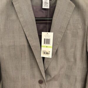 Calvin Klein NWT, Light Gray Women's houndstooth checkered Blazer. Dress up/down